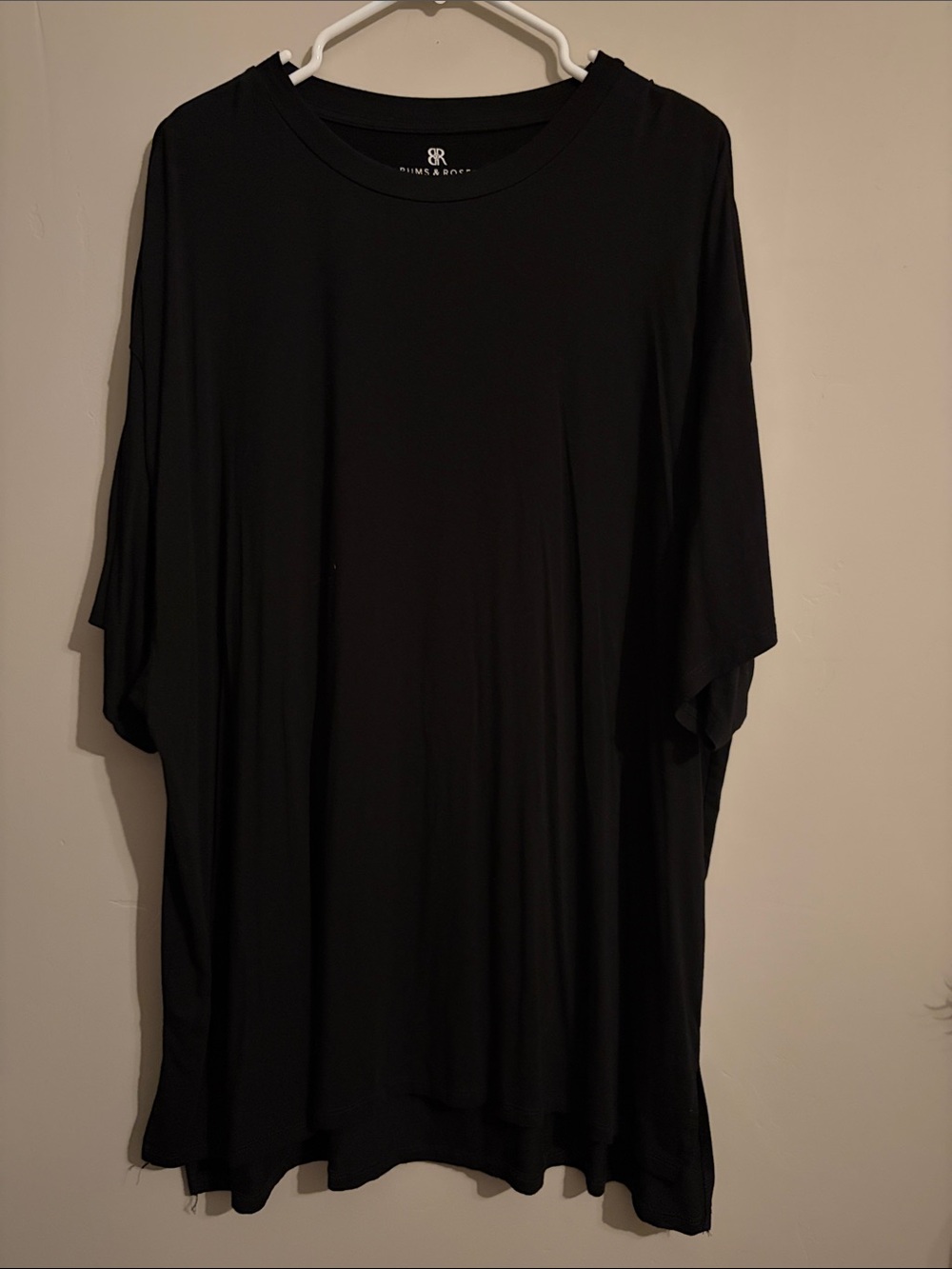 Bums & Roses Oversized T-Shirt & Biker Shorts Set